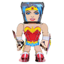 METAL EARTH WONDER WOMAN