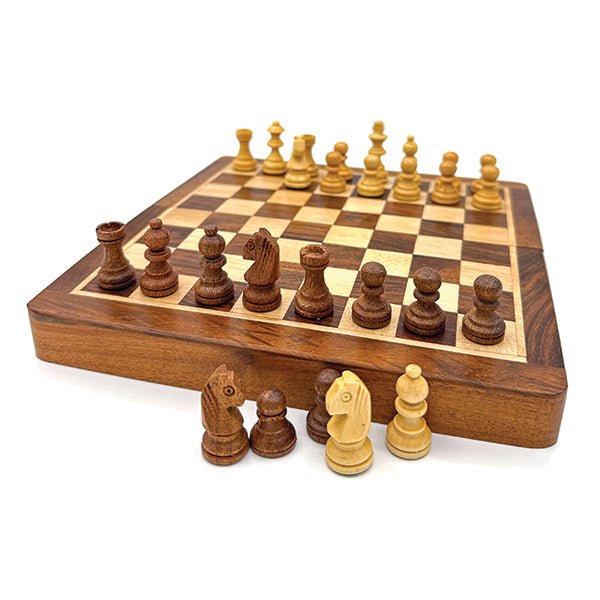 Folding Wooden Chess Set 18cm - Sweet Thrills